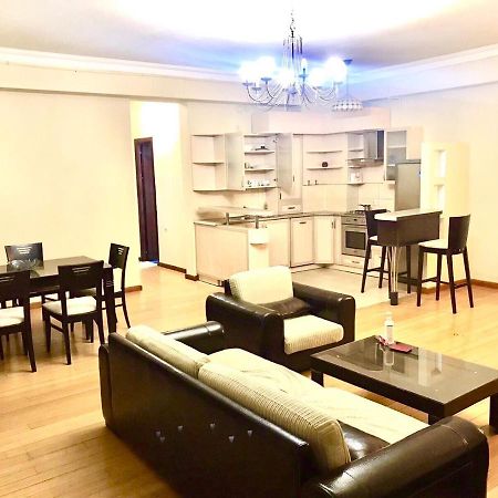 Mount Hood Apartments Jerevan Buitenkant foto