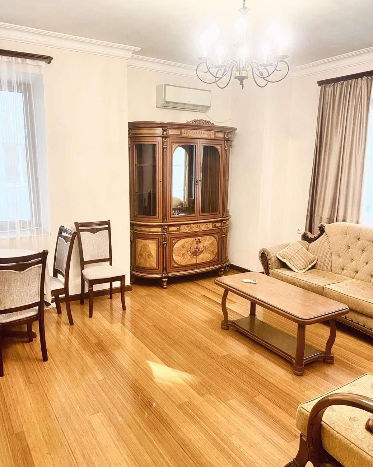 Mount Hood Apartments Jerevan Buitenkant foto